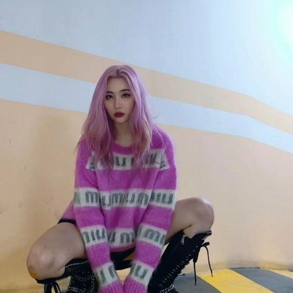 미*** 로고 크롭 니트(여성) 0372576레플리카,레플리카사이트